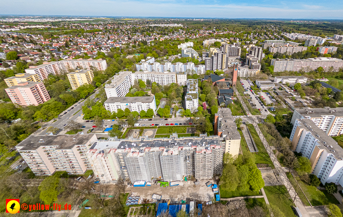 04.05.2023 - Luftbilder von der Fassadensanierung an der Kurt-Eisner-Straße in Neuperlach